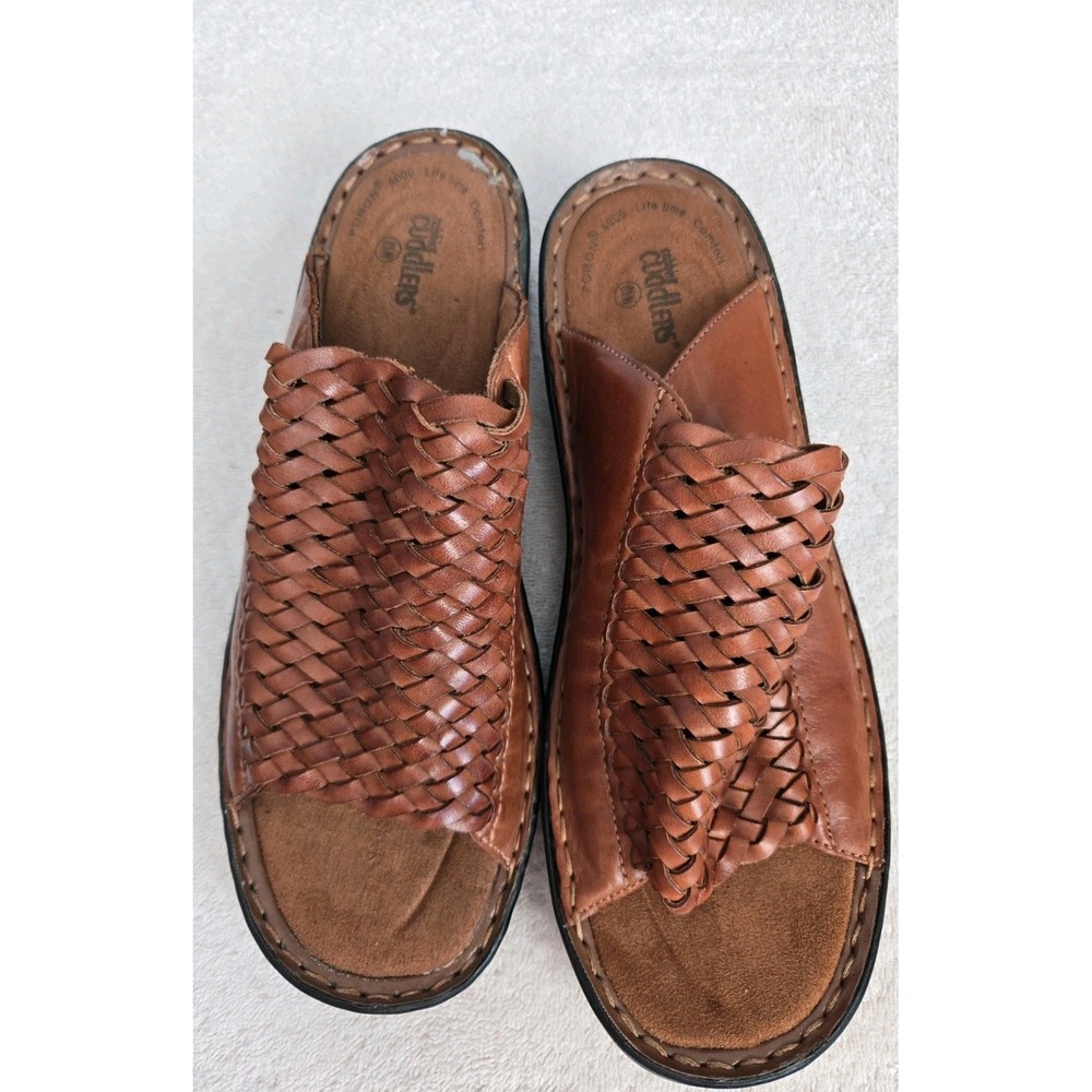 Cobbie Cuddlers Weaved Leather Uppers Slide-On Shoes Size 8.5W Brown 2" Heel